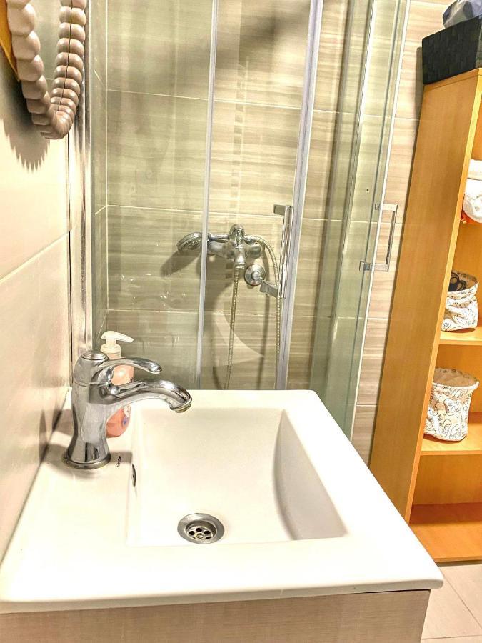 Apartman Diana 斯雷姆斯卡米特罗维察 外观 照片